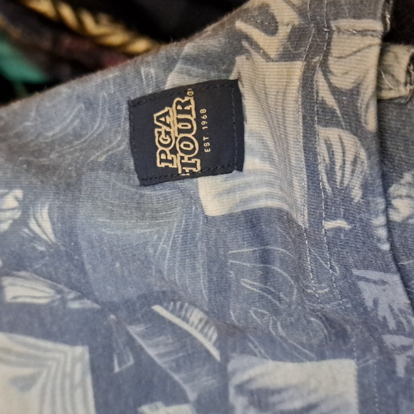 PGA Tour mens L tee ptp 23" length 30 - Picture 3 of 6